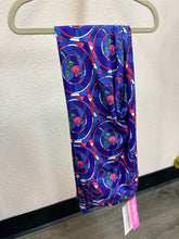 Load image into Gallery viewer, Print Leggings
